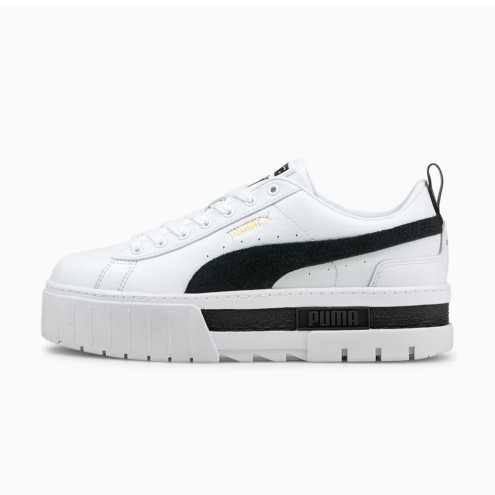 Puma Mayze Classic Women White Black Platform Sneakers Leather Shoes size 9